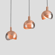 Suspension urbaine minimaliste élégante - combinaison de métal et de verre design