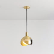 Suspension urbaine minimaliste élégante - combinaison de métal et de verre design