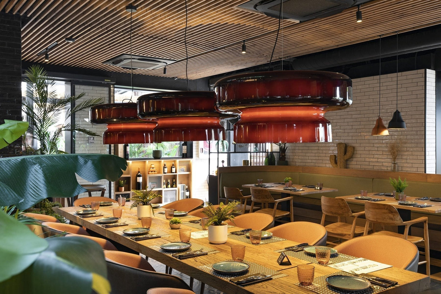 Superbe Suspension en Verre Soufflé Bohemia – Embrassez l'Élégance Organique avec Éclairage LED Intégré