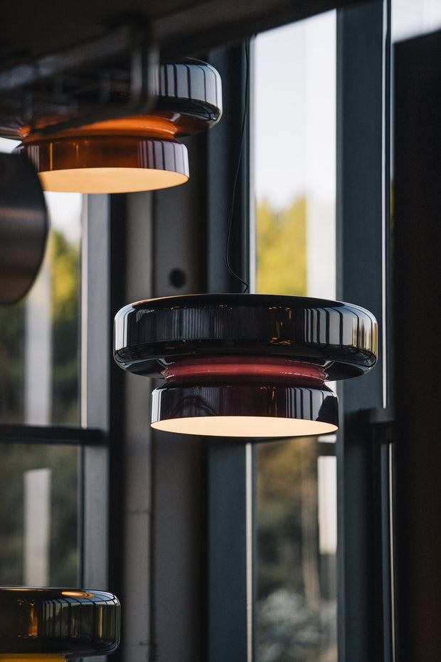 Superbe Suspension en Verre Soufflé Bohemia – Embrassez l'Élégance Organique avec Éclairage LED Intégré