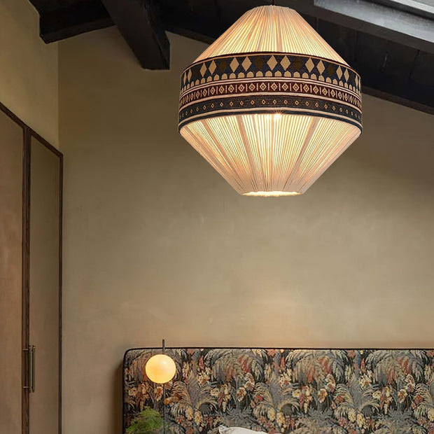 Bright Bohemian Chic Fringe Pendant – Hanging Lamp Inspired by Tribes with Elegant Style and Graceful Fringes