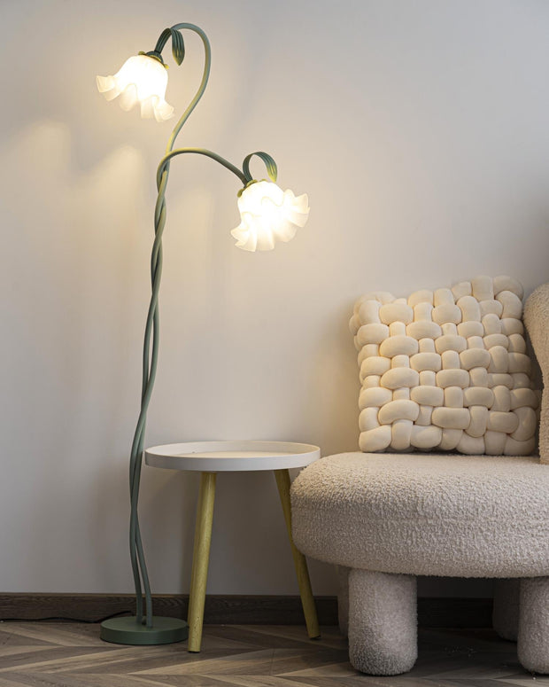 Elegant Calla Lily Floor Lamp – A Touch of Sophistication for Your Space