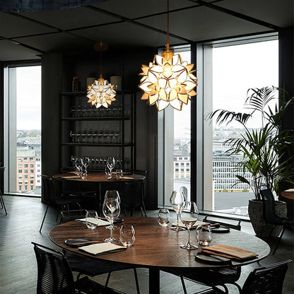 Éblouissant Lustre en Coquillage Capiz – Illumination Chic en Métal et Verre pour vos Espaces de Vie et de Salle à Manger