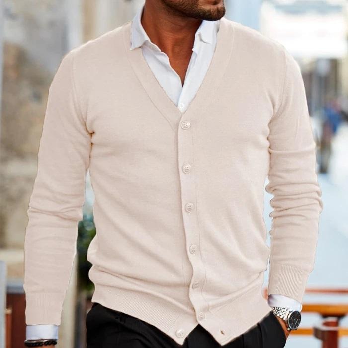 Cardigan Homme Élégant en Tissu Doux avec Col en V et Boutons – Idéal pour Tenues Décontractées et Formelles