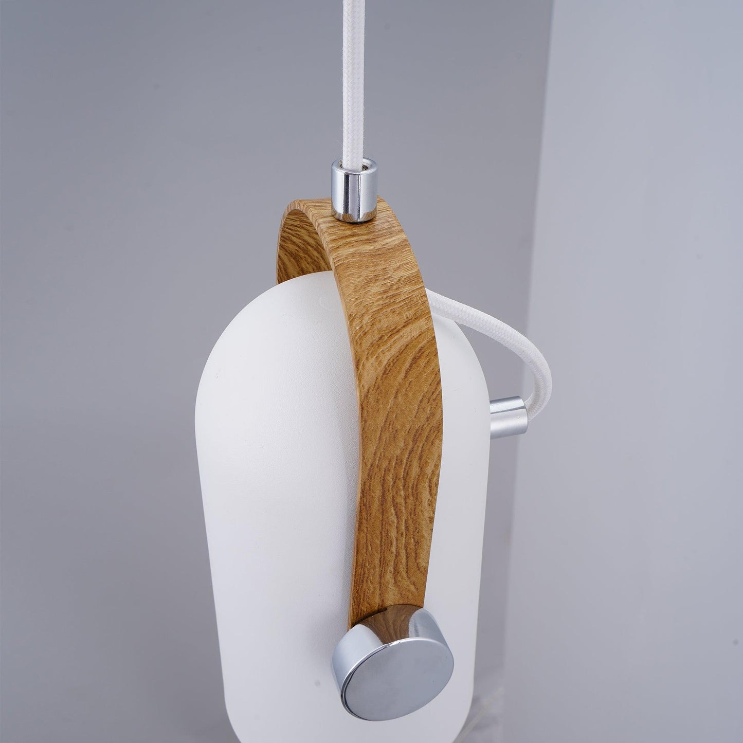 Industriell hängande lampa Karronade nautisk charm – elegant metallampa för ditt vardagsrum eller kontor