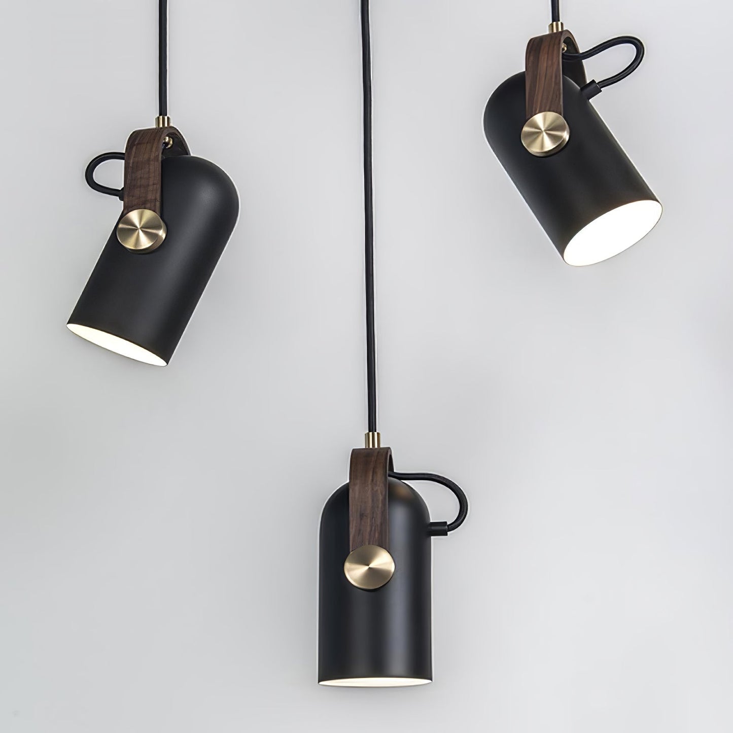 Industriell hängande lampa Karronade nautisk charm – elegant metallampa för ditt vardagsrum eller kontor