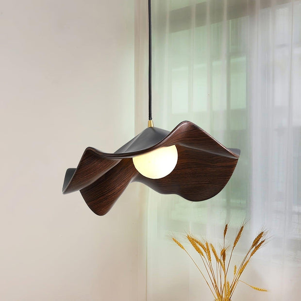 Casia Suspension Inspired by the Lotus – A Dazzling Blend of Metal and Resin