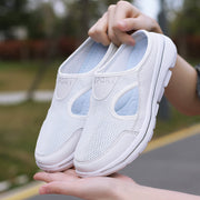 Comfortable Women's Orthopedic Slippers with Optimal Support - Lightweight and Breathable Women's Orthopedic Comfort Slippers
