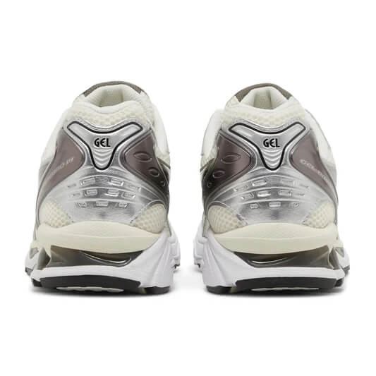 Men's Running Shoe in Beige Mesh with Silver Details - Comfort and Stability for Running and Daily Use
