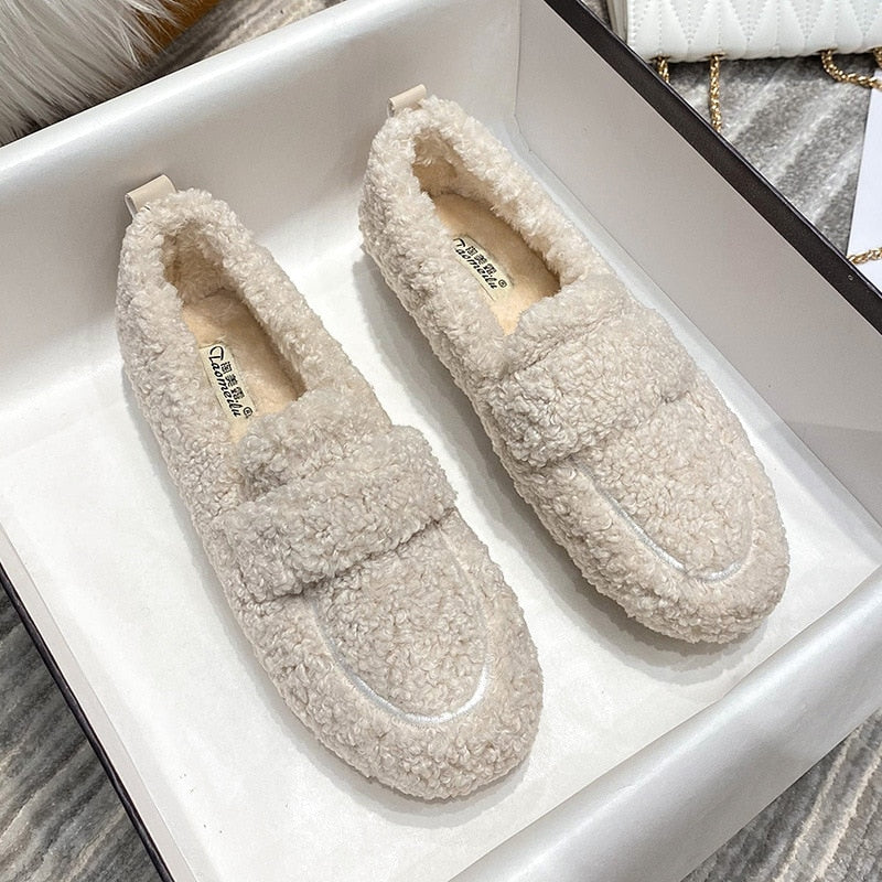 Chaussures en Peluche Azida - Confort Exceptionnel et Élégance Chic pour la Maison