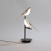 Elegant postmodern gold bird LED desk lamp - Perfect for stylish workspaces