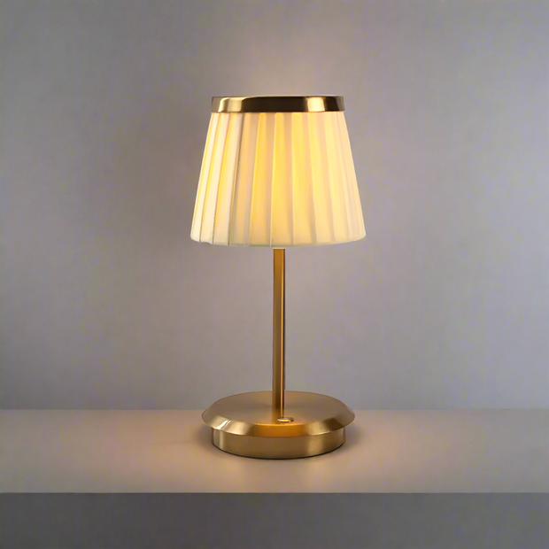 LED table lamp with sophisticated touch control - Timeless elegance for your space