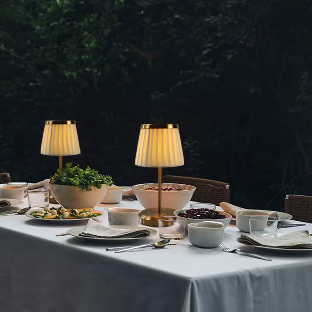 Lampe de table à LED à contrôle tactile sophistiqué - Une élégance intemporelle pour votre espace