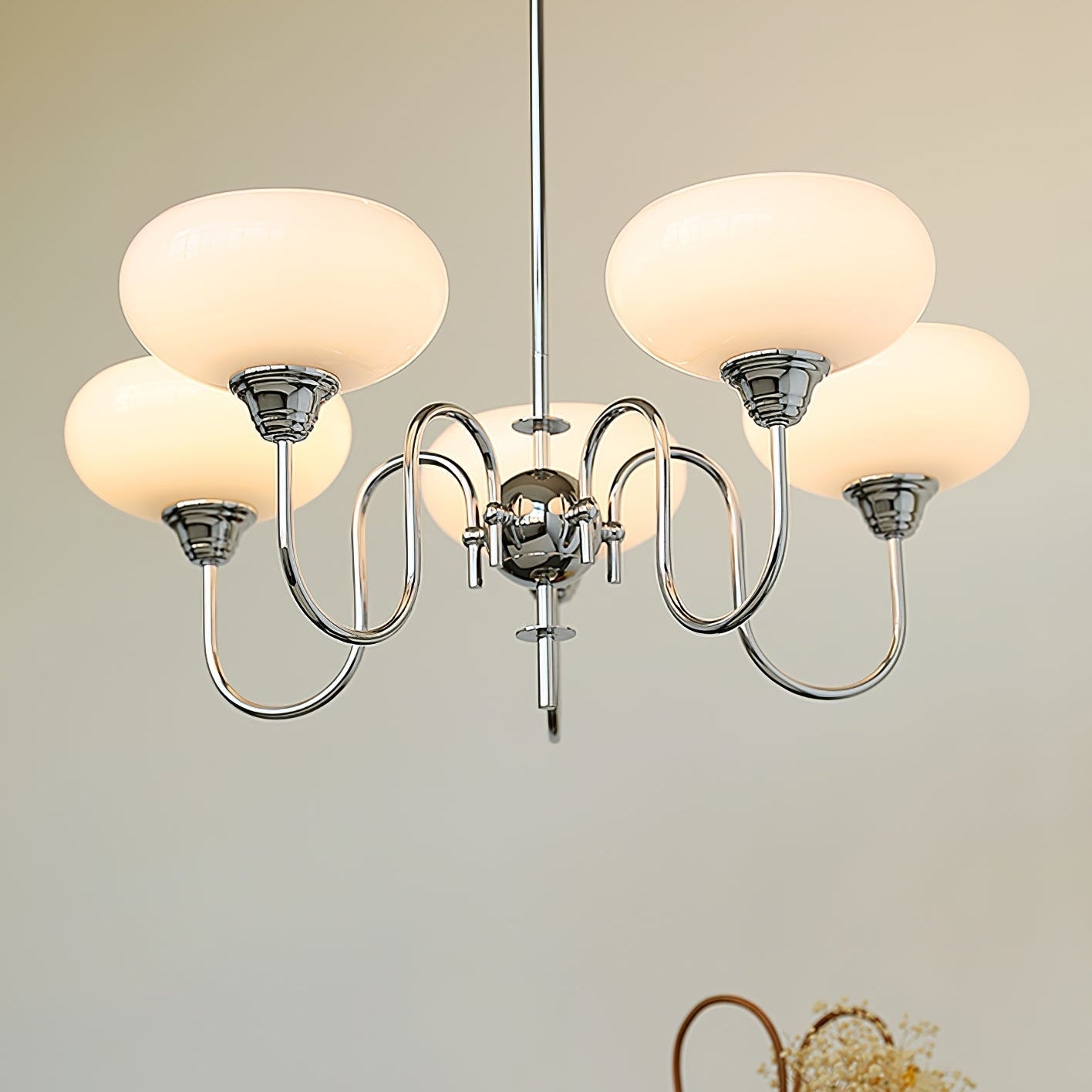 Exquisite glass and metal chandelier – Elevate your space with timeless sophistication