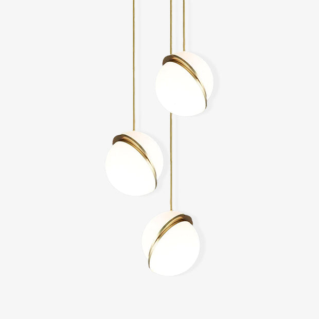 Crescent moon-shaped LED chandelier – Contemporary chic in acrylic and brass finish