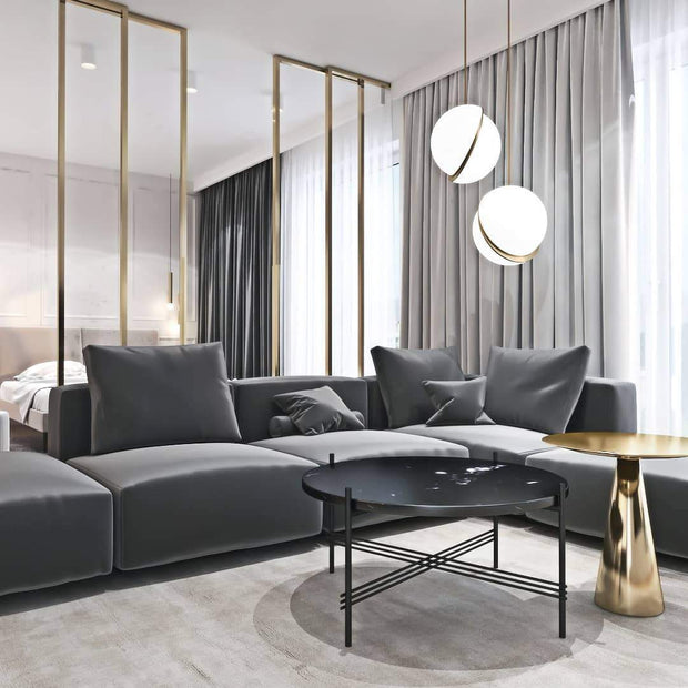Crescent moon-shaped LED chandelier – Contemporary chic in acrylic and brass finish
