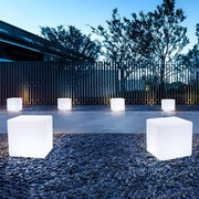 Bright outdoor Cube LED lamp - Rechargeable and remote-controlled for ultimate comfort