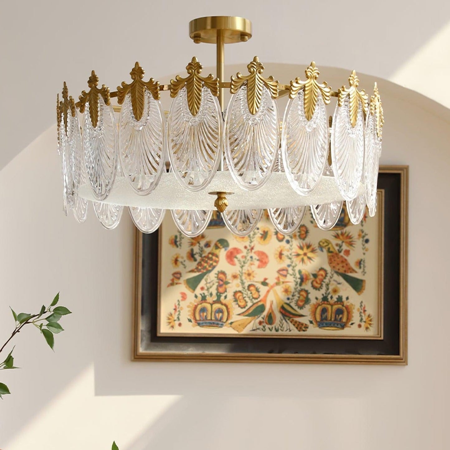 Superb round glass chandelier – Elegant pendant light with exquisite design