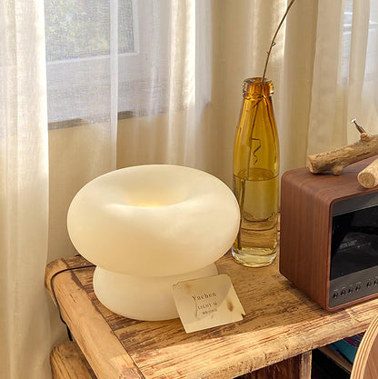 Lampe de table en forme de donut charmante – Éclat ambiant douillet avec un design distinctif