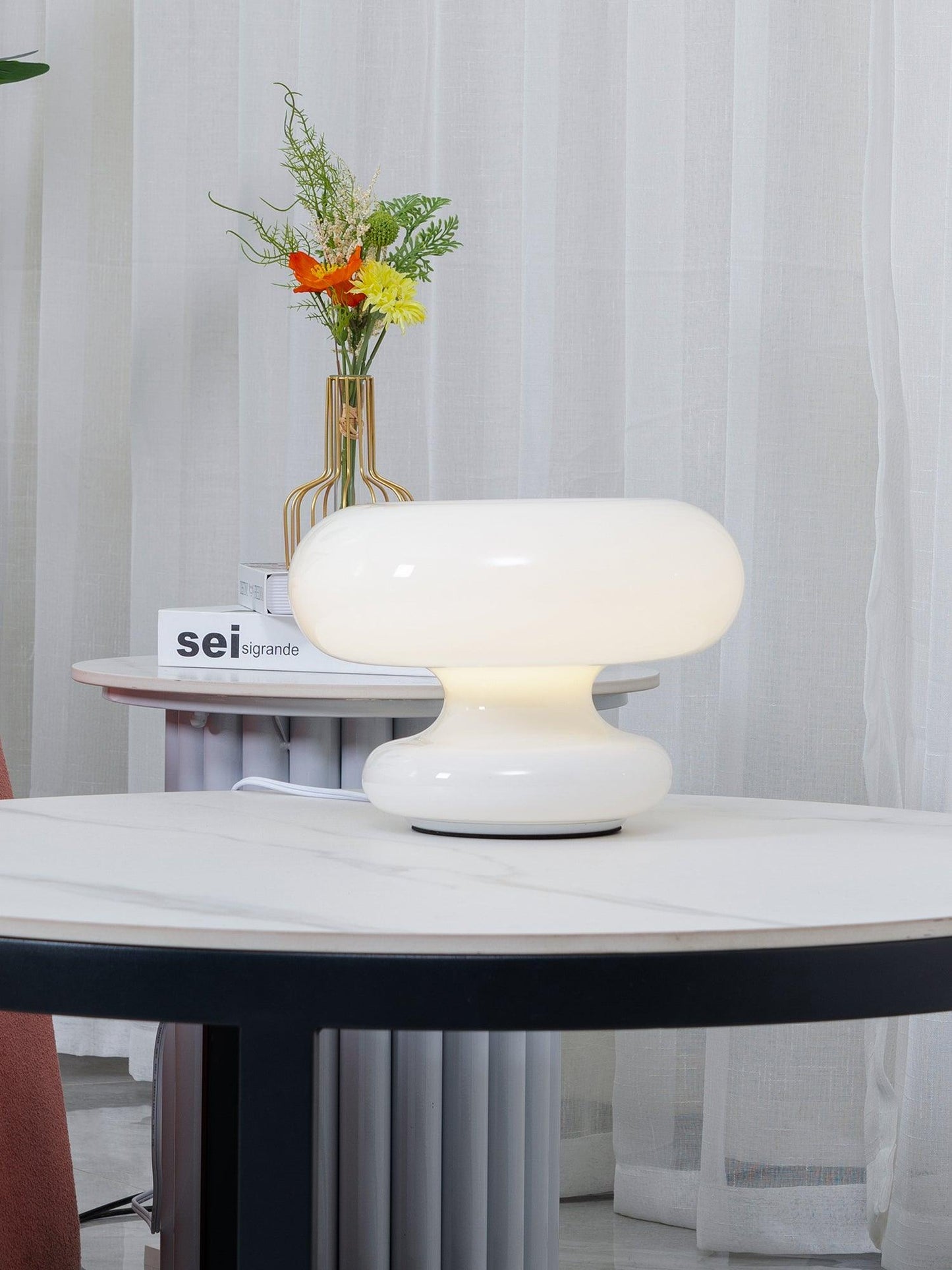 Lampe de table en forme de donut charmante – Éclat ambiant douillet avec un design distinctif