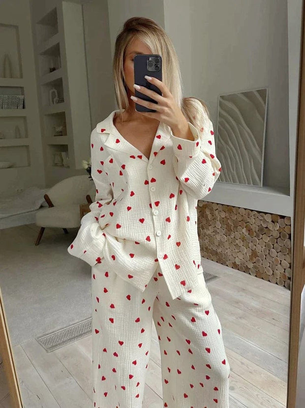 Ensemble de Pyjama Femme Coton Doux – Design Tendance Motif Cœur Multicolore, Tissu Respirant, Confort Maximal