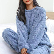Fleece Pajama Set – Cozy Comfort and Warmth for Snuggly Nights