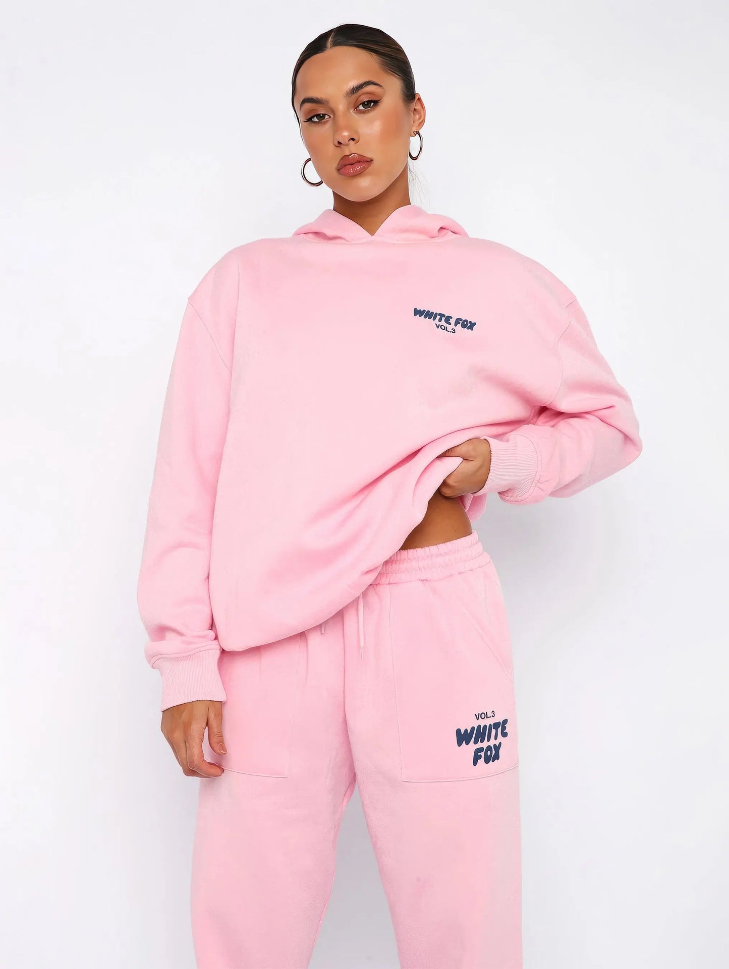 Ensemble de Survêtement Oversized en Coton pour Femme – Hoodie Spacieux et Joggers Tendance, Confort et Élégance Décontractée