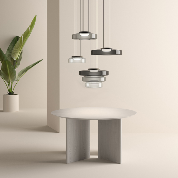 Superb glass pendant lamp in the shape of a moon – Chic and versatile indoor lighting