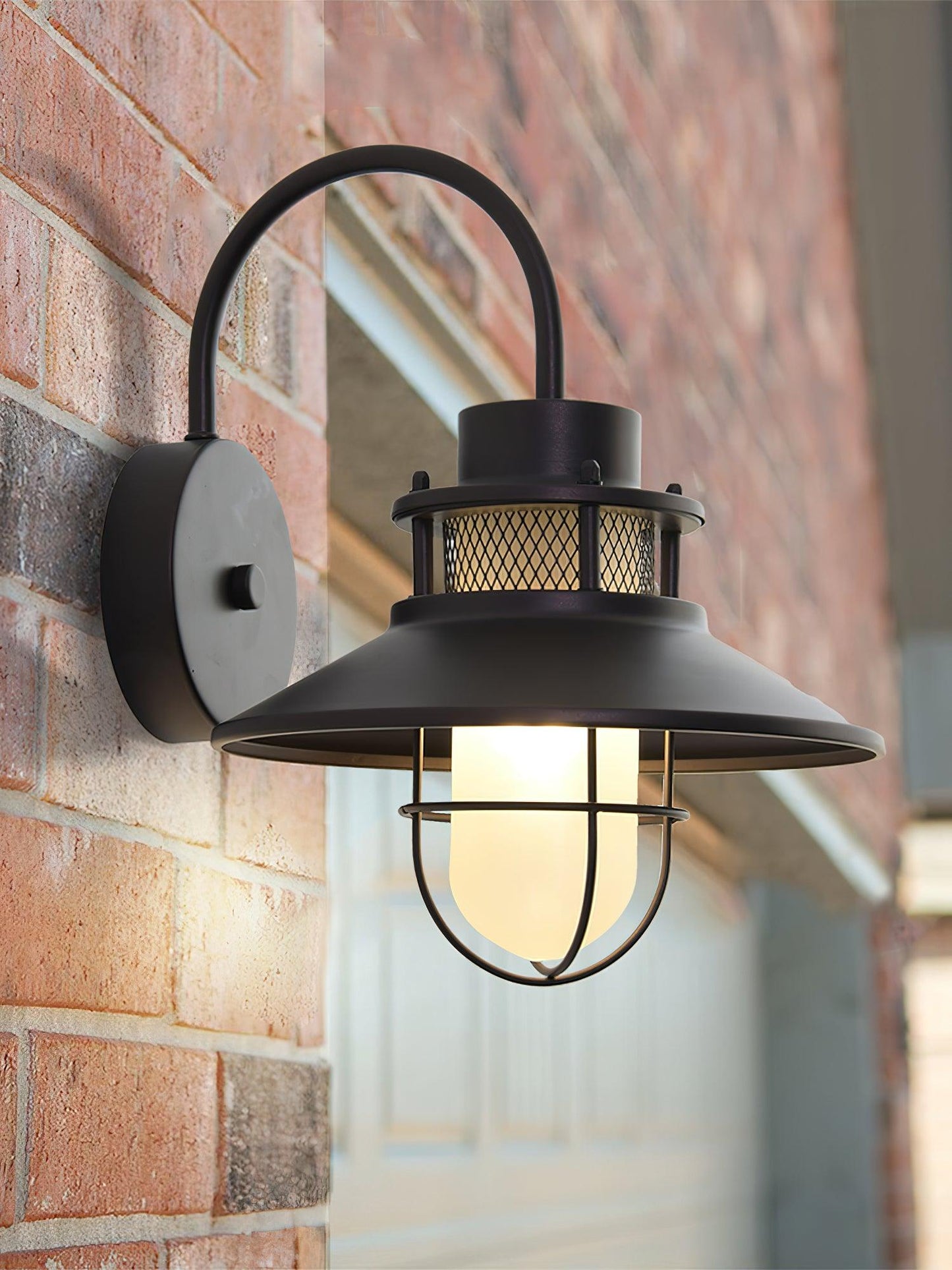 Lampe LED industrielle tout temps Felix – Parfaitement conçue pour vos besoins d'éclairage de terrasse et de jardin