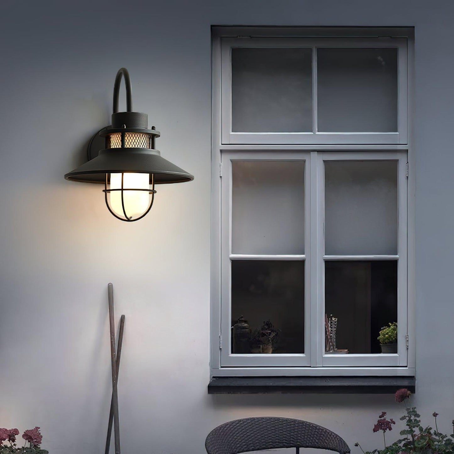 Lampe LED industrielle tout temps Felix – Parfaitement conçue pour vos besoins d'éclairage de terrasse et de jardin