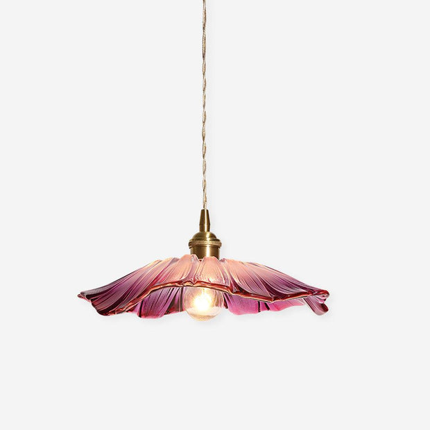 Charming Flower-Shaped Glass Pendant – Timeless Elegance in a Crystal-Clear Design