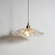 Charming Flower-Shaped Glass Pendant – Timeless Elegance in a Crystal-Clear Design