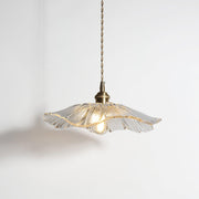 Charming Flower-Shaped Glass Pendant – Timeless Elegance in a Crystal-Clear Design