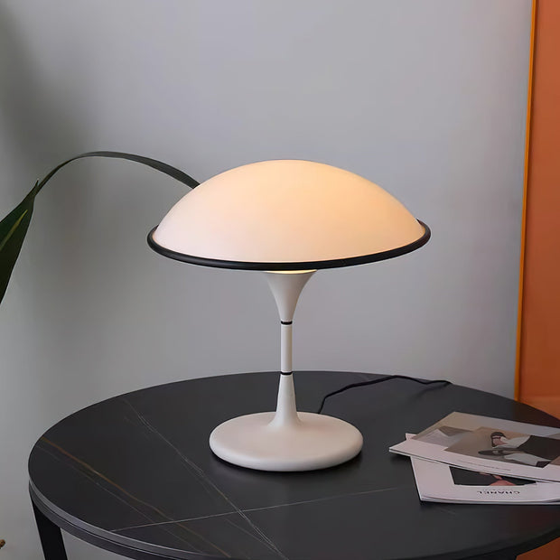 Lampadaire vintage floral charmant – Artisanat exquis en fer, cristal et verre