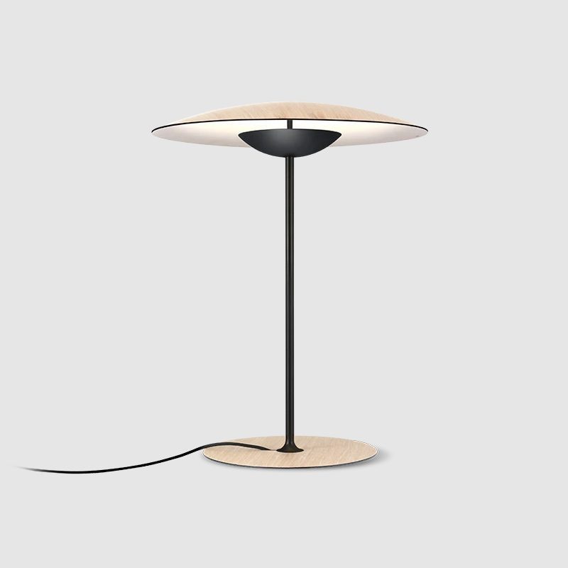 Lampe de table Marset Ginger – Design en métal chic avec éclairage LED intégré