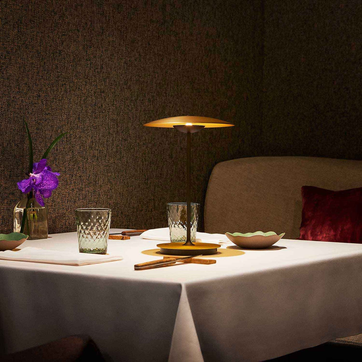 Lampe de table Marset Ginger – Design en métal chic avec éclairage LED intégré