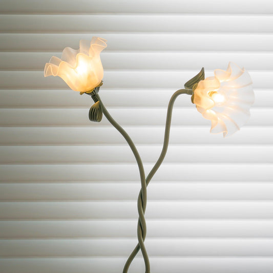 Elegant Calla Lily Floor Lamp – A Touch of Sophistication for Your Space