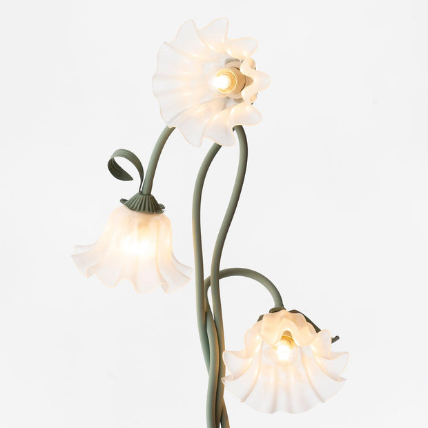 Elegant Calla Lily Floor Lamp – A Touch of Sophistication for Your Space