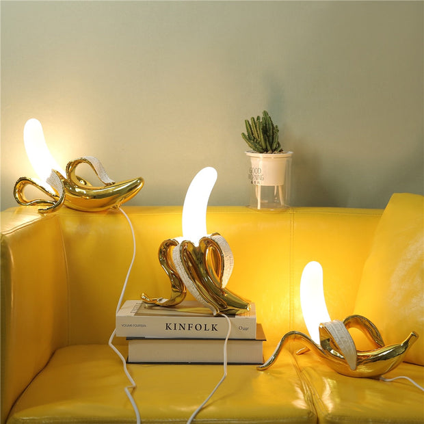 Art Deco Chic LED Table Lamp – Dazzling metal and resin craftsmanship