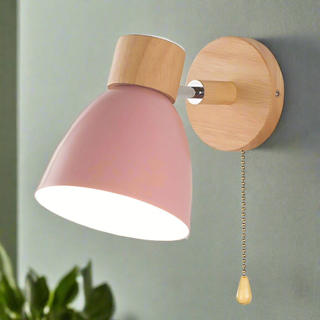 Elegante noordelijke houten wandlamp - Hedendaags ontwerp met praktische trekkoordschakelaar en verfijnde afwerking