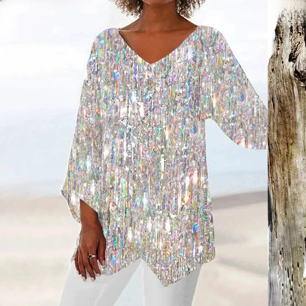 Elegant White Women's Top with V-Neck and Print – Comfort and Style for All Occasions