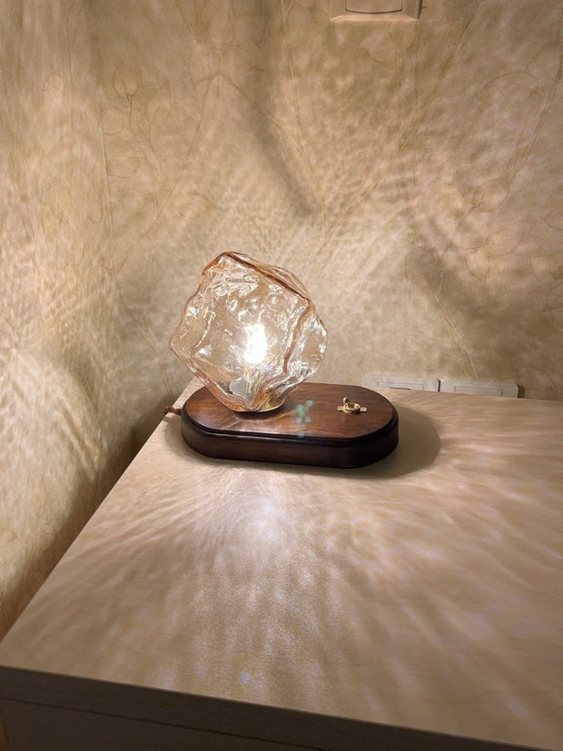 Chic Ice Stone glass table lamp – Elegant blend of metal and wood base