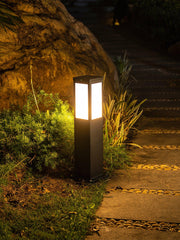 Kuzco Sleek Outdoor Marker Lamp – Contemporary aluminum design with integrated LED lighting