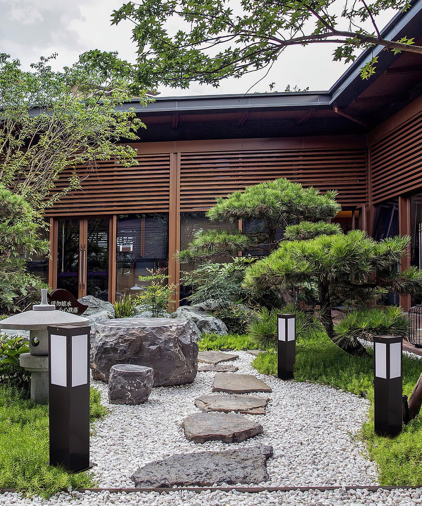 Lampe de balisage extérieure Kuzco Sleek – Design contemporain en aluminium avec éclairage LED intégré