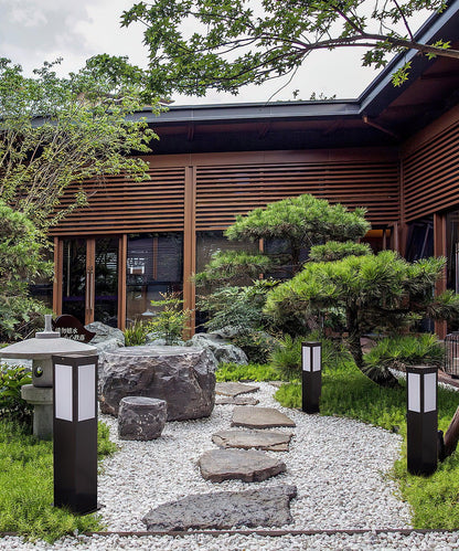 Lampe de balisage extérieure Kuzco Sleek – Design contemporain en aluminium avec éclairage LED intégré