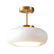 The Glow of Memory – Vintage Light Suspension for an Elegant and Timeless Atmosphere