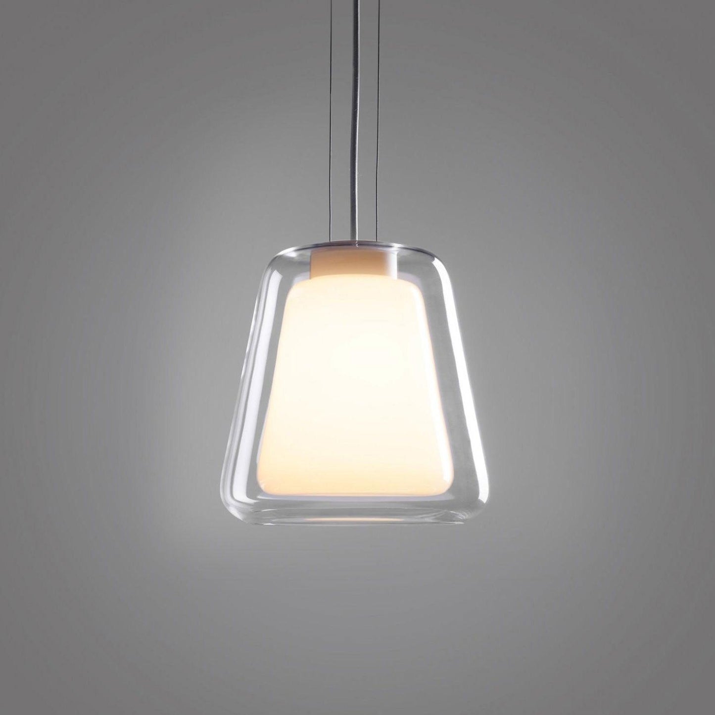Suspension en verre Lucinda Élégante - Style contemporain LED avec base en métal robuste