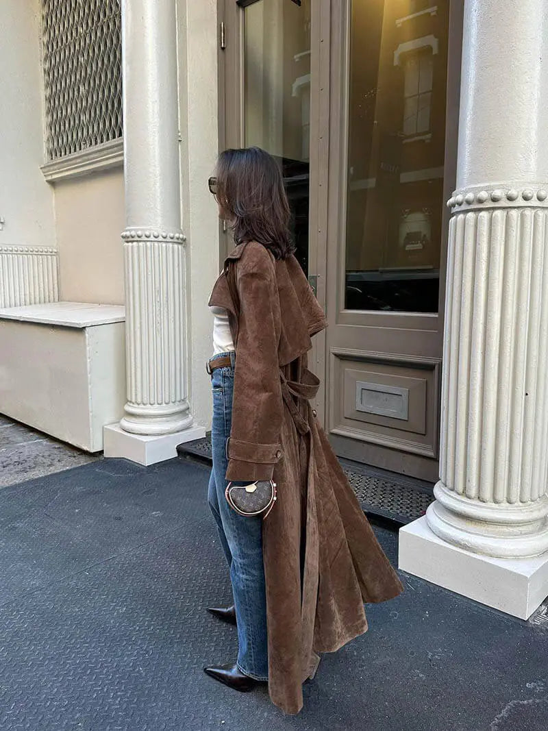 Manteau Trench en Suède Élégant avec Ceinture Ajustable – Style Classique et Confort Moderne