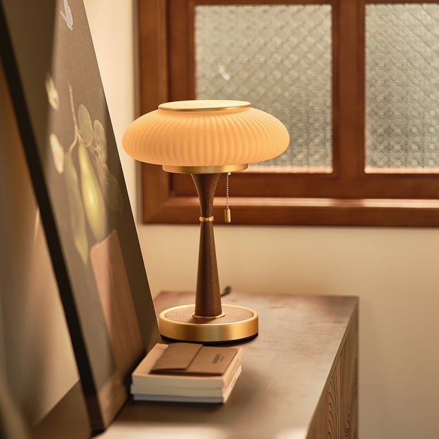 Lampe de table Matsutake – Design éco-chic avec des éléments en métal, bois et verre