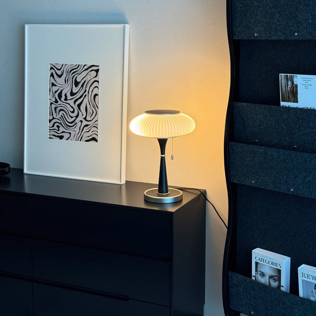 Lampe de table Matsutake – Design éco-chic avec des éléments en métal, bois et verre